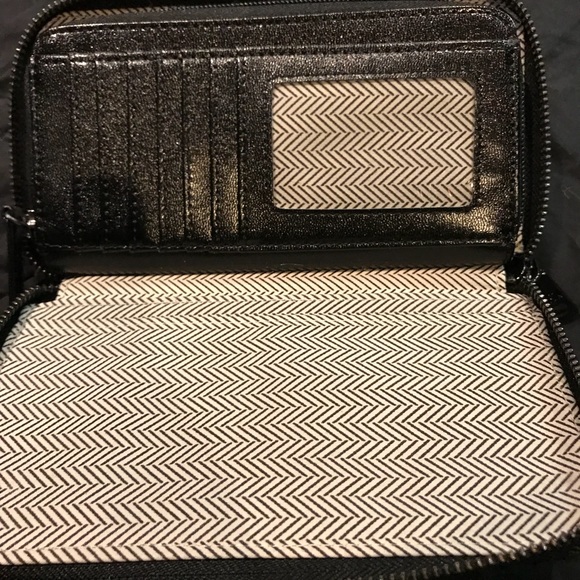 Steve Madden wallet - Picture 2 of 4